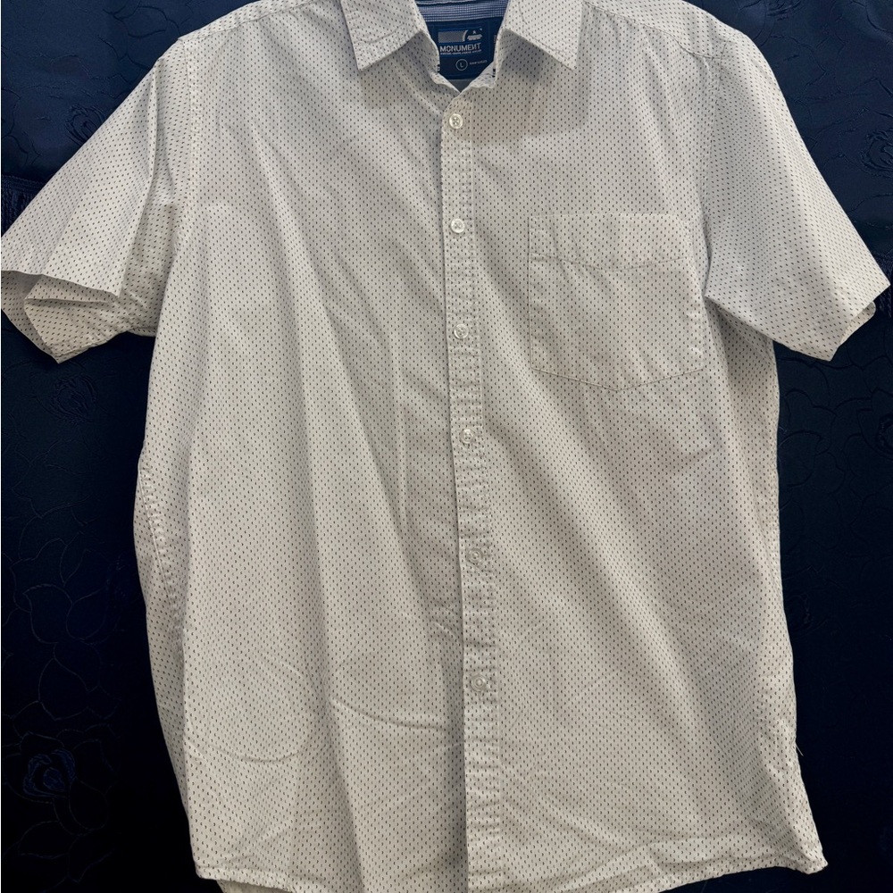 Monument Men's Casual Cream Button Down Shirt